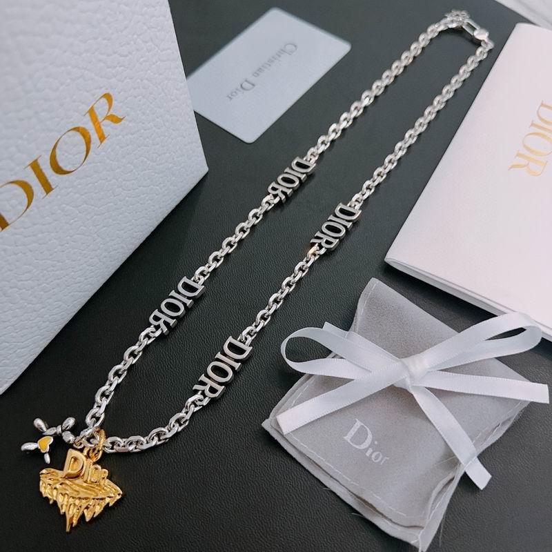 Dior Necklace 06lyr687